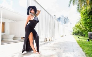 Haciba incall escorts in Palm Beach Gardens FL, sex clubs